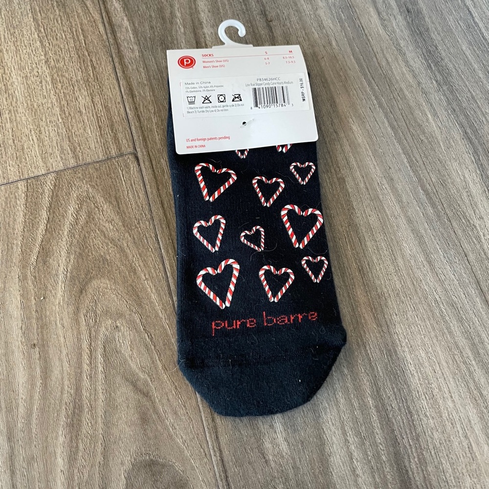 NWT pure barre candy cane heart sticky socks - Picture 2 of 4